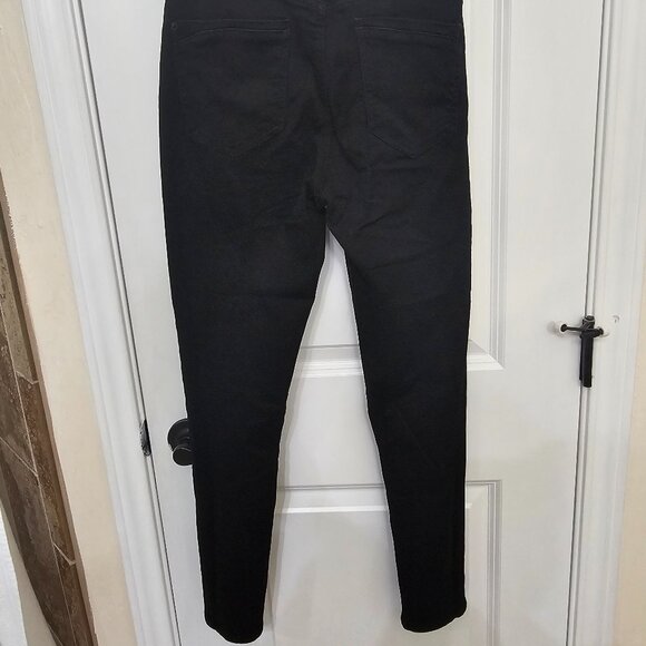 Skinny Jeans - Picture 2 of 3